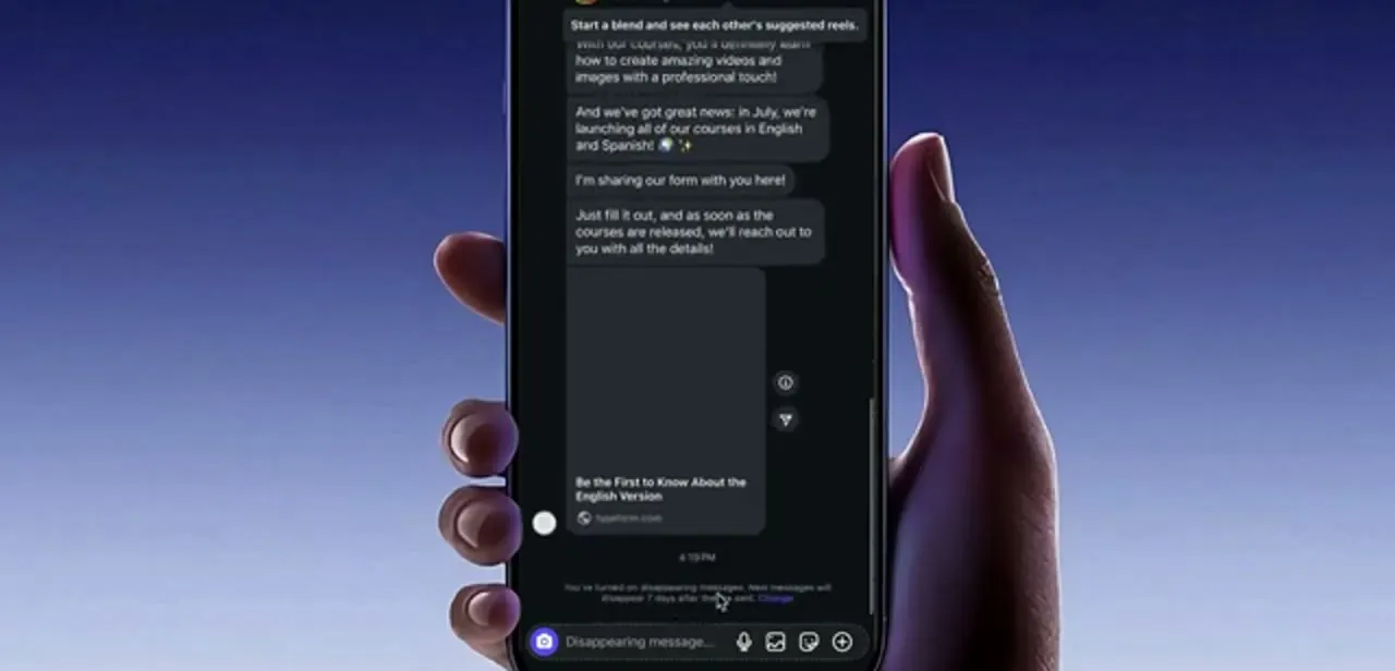 The same thread with disappearing messages active — the composer now reads "Disappearing message" and a grey notice above it explains when messages will clear.