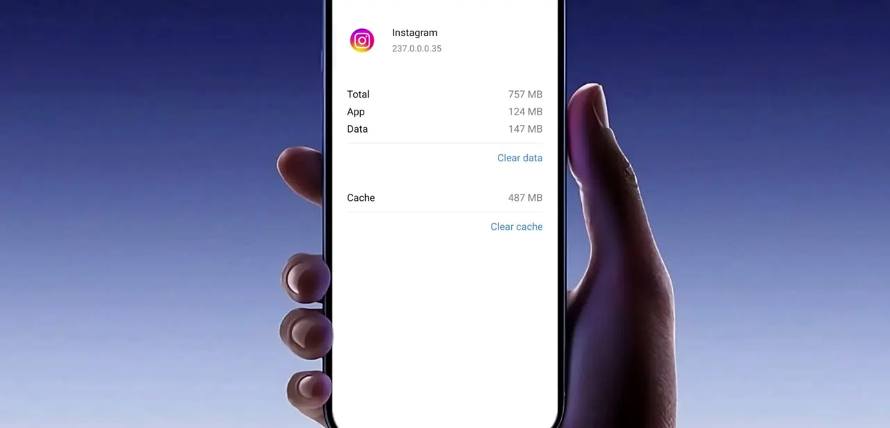The app storage screen showing Instagram's cache separately from its app and data size, with a dedicated Clear cache button — the fix that resolves most black-cover glitches.